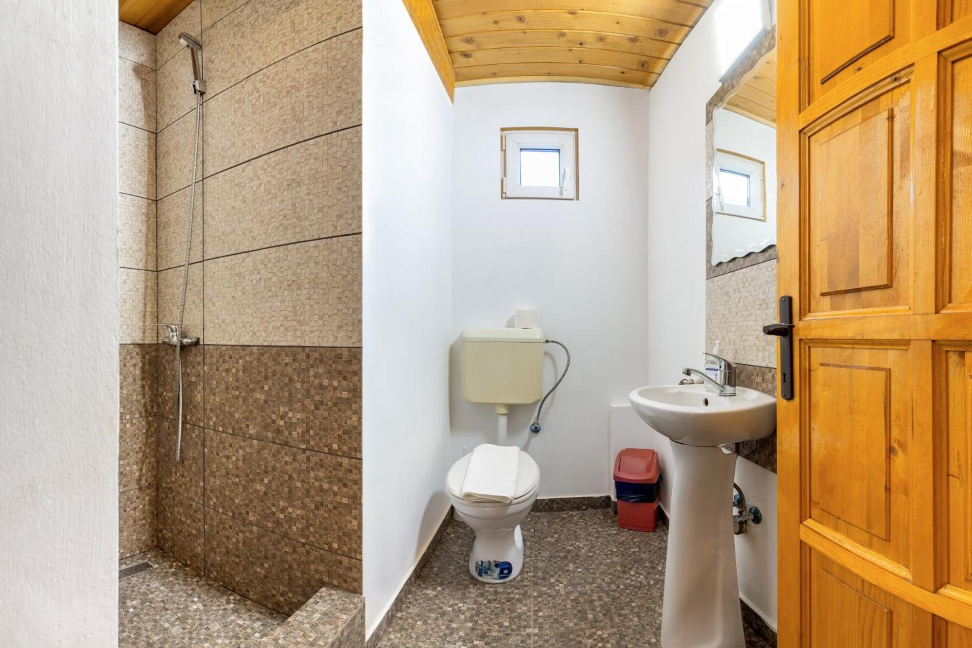 Resort 7 Crai - Cabana Baciu Zărneşti Exterior foto